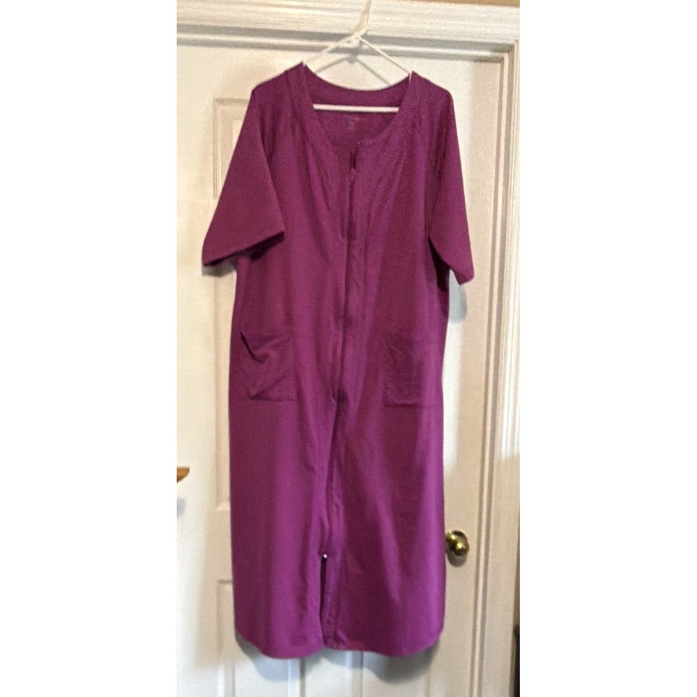 Dreams & Co Women's Purple Solid Zip Front Short Sleeve Long Robe w/ Pockets 1X